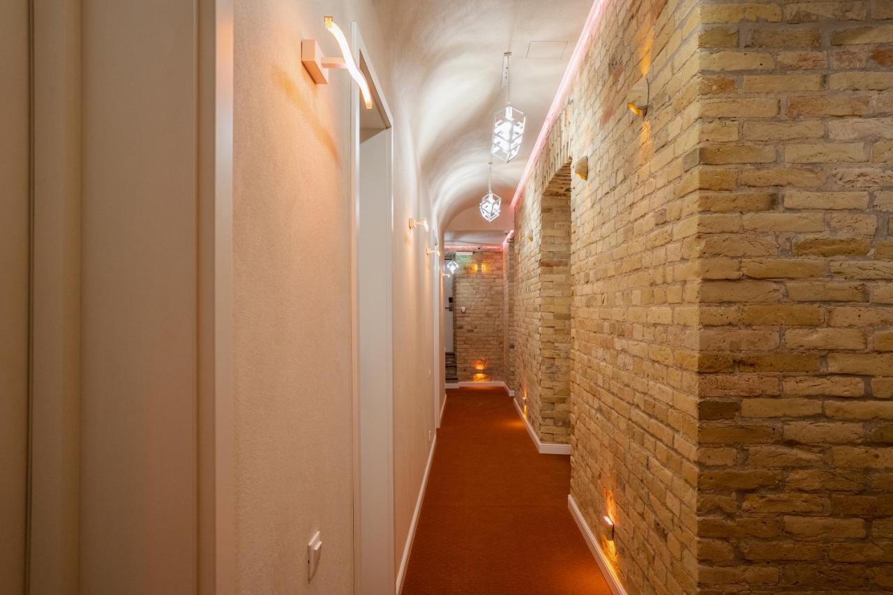 The Key Hotel เคียฟ ภายนอก รูปภาพ